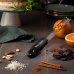 MICROPLANE - PREMIUM CLASSIC SERIES ZESTER - CHEESE GRATER LONG HANDLE BLACK 32.5 x 3.5 x 3 CM - Image 5