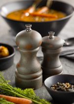 UTOPIA - DISTRESSED WOOD SALT/PEPPER GRINDER 10 CM - Image 3