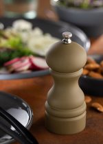 UTOPIA - OLIVE WOOD SALT/PEPPER GRINDER 13 CM - Image 2