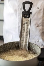 KITCHEN CRAFT - COOKING/PAN THERMOMETER 60 to 204 °C - Image 2