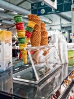 GB - CONE STAND CLASSIC 25 x 10 CM H: 10 CM - Image 2