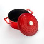 CAST IRON ROUND POT RED 24 CM WITH LID H: 12.5 CM / 4.5 LT