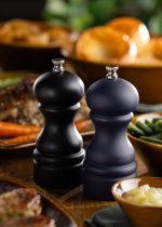 UTOPIA - BLACK WOOD SALT/PEPPER GRINDER 10 CM - Image 4
